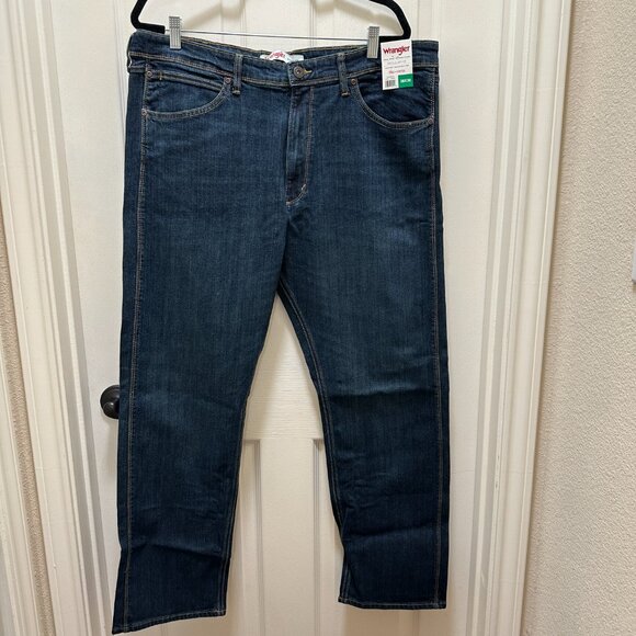 Wrangler Men's Jeans Size 38X30 Dark Blue Free To Stretch Regular Fit Casual NEW - Picture 13 of 13